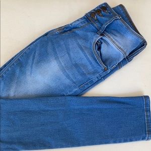 Bamboo High Rise Jeans ⭐️